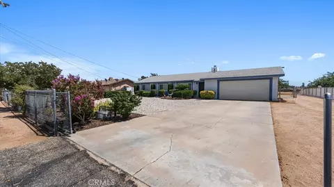 17821 Deodar, Hesperia, CA 92345 photo 2