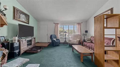 Living - 17821 Deodar, Hesperia, CA 92345 photo 2 of 2