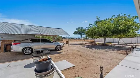 Exterior - 17821 Deodar, Hesperia, CA 92345 photo 4 of 5