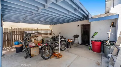 Exterior - 17821 Deodar, Hesperia, CA 92345 photo 3 of 5