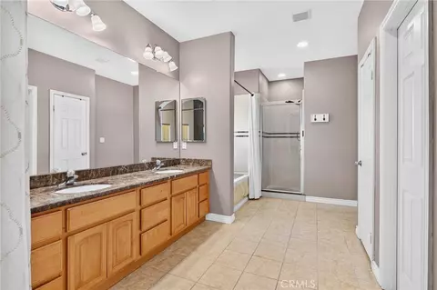 Bath - 200 N Upas St, Escondido, CA 92025 photo 2 of 5