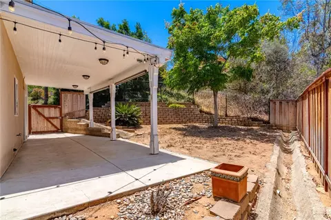 Exterior - 200 N Upas St, Escondido, CA 92025 photo 7 of 17