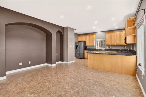 Living - 200 N Upas St, Escondido, CA 92025 photo 4 of 4