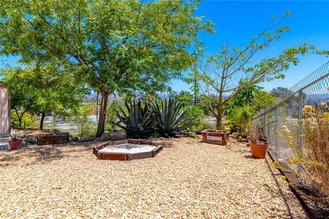 Exterior - 200 N Upas St, Escondido, CA 92025 photo 16 of 17
