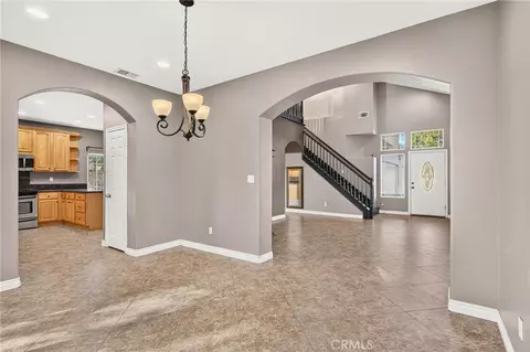 Entry Way - 200 N Upas St, Escondido, CA 92025 photo 3 of 7