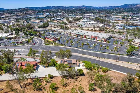 View/Area - 200 N Upas St, Escondido, CA 92025 photo 2 of 5