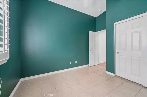 Bedroom - 15590 Syracuse Ln, Fontana, CA 92336 photo 2 of 7