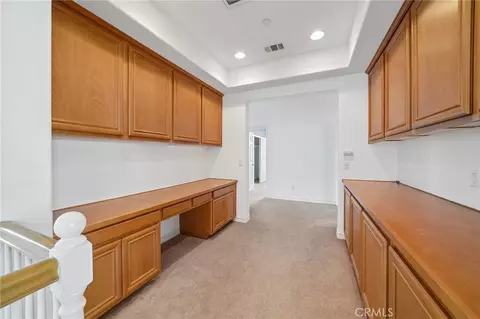 Entry Way - 15590 Syracuse Ln, Fontana, CA 92336 photo 3 of 4