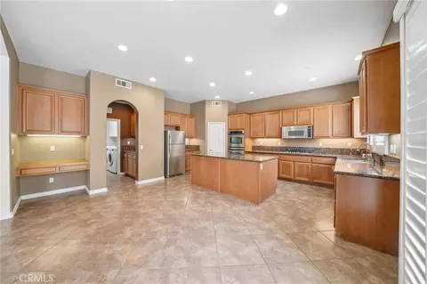 Other - 15590 Syracuse Ln, Fontana, CA 92336 photo 2 of 17