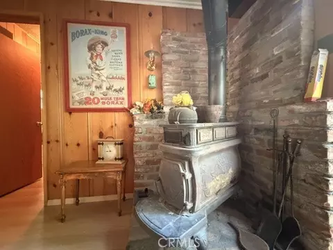 Entry Way - 9330 Wood, Forest Falls, CA 92339 photo 1 of 1