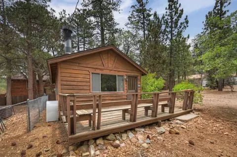 Exterior - 753 Vista, Sugarloaf, CA 92386 photo 4 of 7