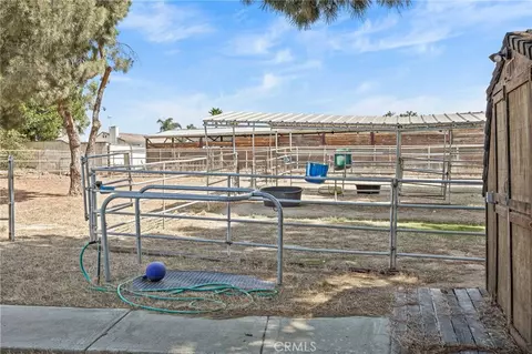 Exterior - 2383 Hialeah Cir, Norco, CA 92860 photo 14 of 16