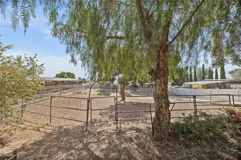 Exterior - 2383 Hialeah Cir, Norco, CA 92860 photo 10 of 16