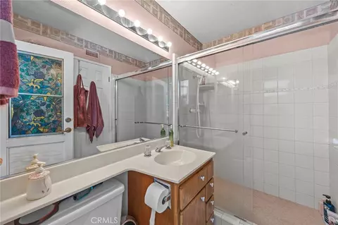 Bath - 2383 Hialeah Cir, Norco, CA 92860 photo 1 of 4