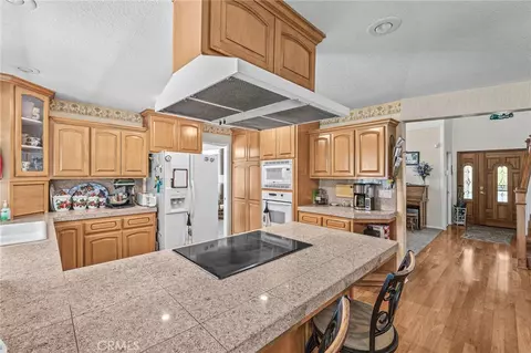 Kitchen - 2383 Hialeah Cir, Norco, CA 92860 photo 6 of 6