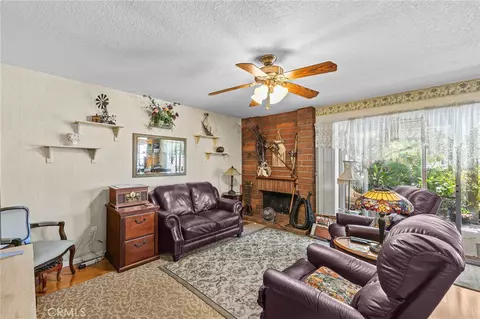 Living - 2383 Hialeah Cir, Norco, CA 92860 photo 1 of 6