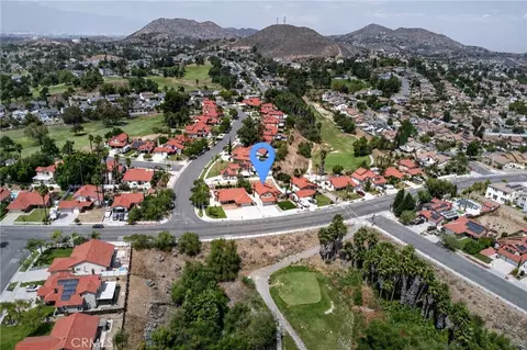 View/Area - 1503 Cresta, Corona, CA 92879 photo 3 of 4