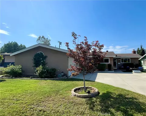 211 Orchid Ct, Redlands, CA 92373 photo 1