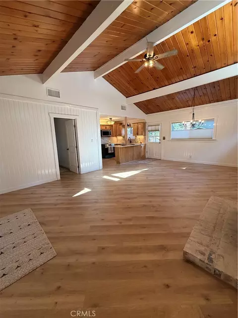 Living - 31024 Wild Oak, Running Springs, CA 92382 photo 4 of 4