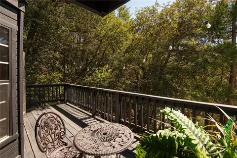 Exterior - 23594 Hillside, Crestline, CA 92325 photo 2 of 7