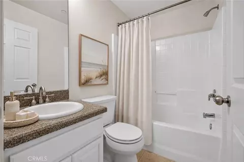Bath - 1555 Orange Ave #1203, Redlands, CA 92373 photo 2 of 5