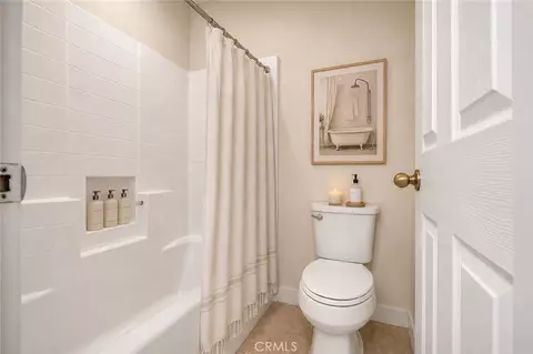 Bath - 1555 Orange Ave #1203, Redlands, CA 92373 photo 3 of 5