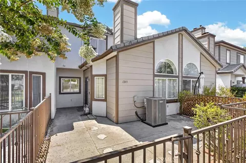 Exterior - 1555 Orange Ave #1203, Redlands, CA 92373 photo 3 of 5