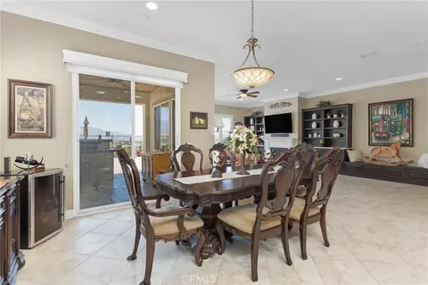 Dining - 391 Arroyo, Beaumont, CA 92223 photo 2 of 2