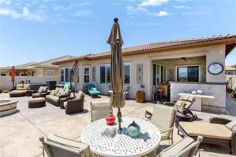 Exterior - 391 Arroyo, Beaumont, CA 92223 photo 7 of 10