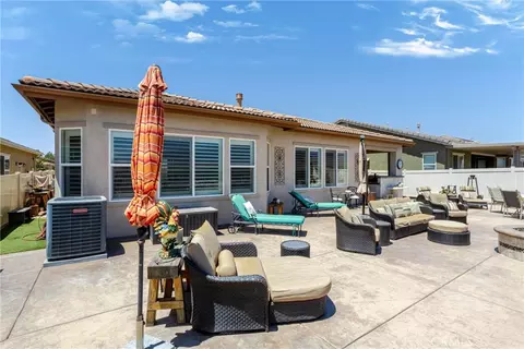 Exterior - 391 Arroyo, Beaumont, CA 92223 photo 6 of 10