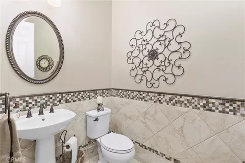 Bath - 391 Arroyo, Beaumont, CA 92223 photo 1 of 3