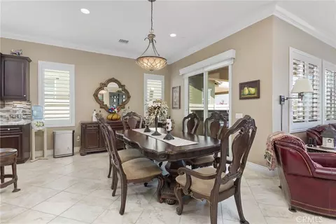 Dining - 391 Arroyo, Beaumont, CA 92223 photo 1 of 2
