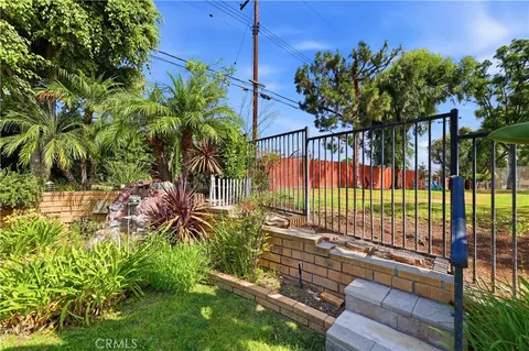 Exterior - 2915 Persimmon, Fullerton, CA 92835 photo 8 of 14