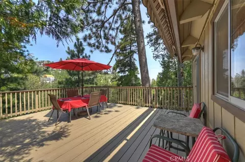 Exterior - 750 Grass Vly, Lake Arrowhead, CA 92352 photo 4 of 4