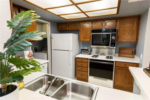 Kitchen - 250 Fern Ave #110, Redlands, CA 92373 photo 3 of 3