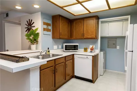 Kitchen - 250 Fern Ave #110, Redlands, CA 92373 photo 2 of 3