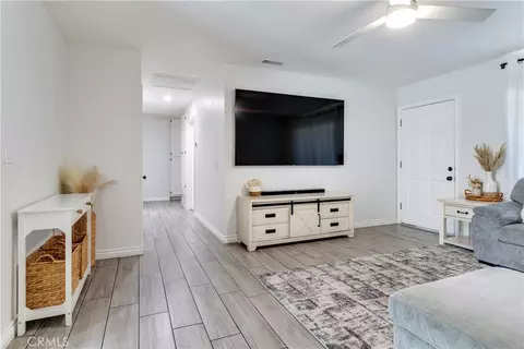 Entry Way - 415 Hidalgo Ave, Redlands, CA 92374 photo 1 of 1