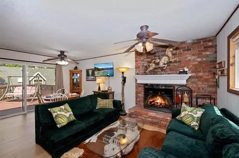 Living - 515 View, Lake Arrowhead, CA 92352 photo 1 of 2