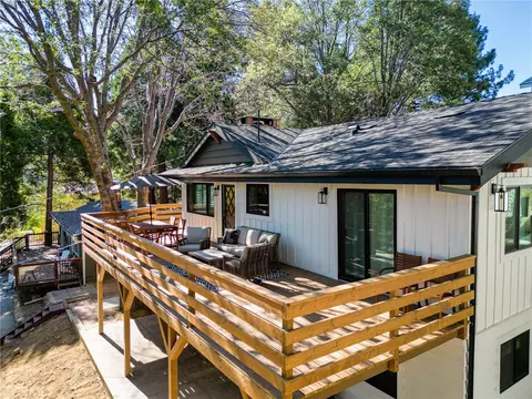 Exterior - 374 Dunant, Crestline, CA 92325 photo 3 of 31