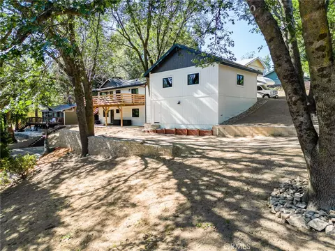 Exterior - 374 Dunant, Crestline, CA 92325 photo 23 of 31