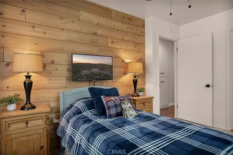 Bedroom - 374 Dunant, Crestline, CA 92325 photo 11 of 11
