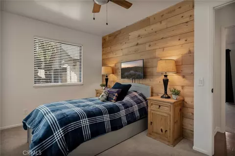 Bedroom - 374 Dunant, Crestline, CA 92325 photo 7 of 11