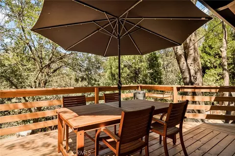 Exterior - 374 Dunant, Crestline, CA 92325 photo 16 of 31