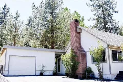 Exterior - 1081 Apple Ave, Wrightwood, CA 92397 photo 6 of 8