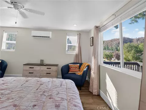 Bedroom - 1081 Apple Ave, Wrightwood, CA 92397 photo 1 of 4