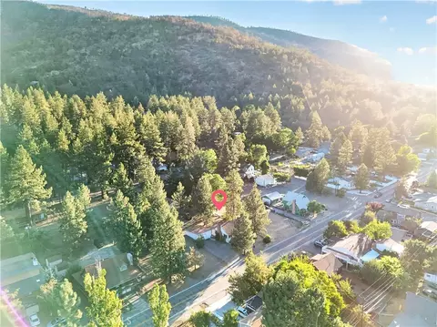 View/Area - 1081 Apple Ave, Wrightwood, CA 92397 photo 2 of 2