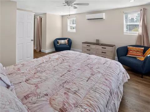 Bedroom - 1081 Apple Ave, Wrightwood, CA 92397 photo 2 of 4