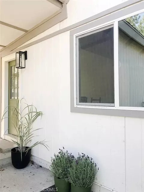Exterior - 1081 Apple Ave, Wrightwood, CA 92397 photo 8 of 8