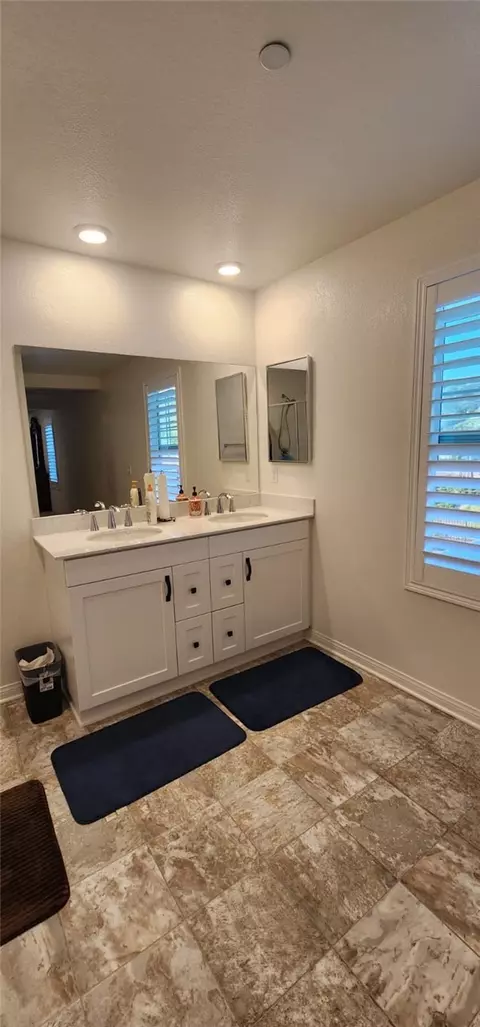 Bath - 21288 Telegraph, Riverside, CA 92507 photo 2 of 5