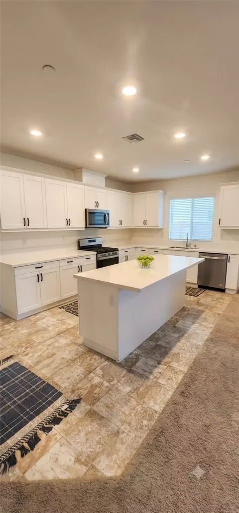 Kitchen - 21288 Telegraph, Riverside, CA 92507 photo 1 of 6